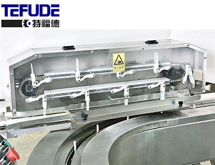 automatic feeding and tray loading packaging line wholesale price factory customize bread packaging